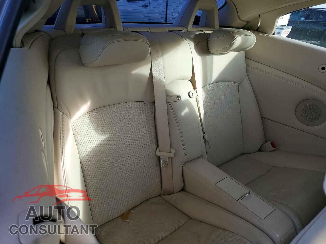 LEXUS IS 250C 2010 - JTHFF2C25A2501844