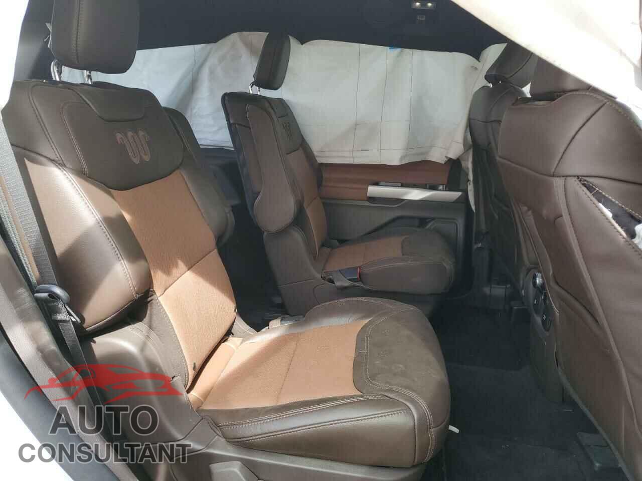 FORD EXPLORER 2023 - 1FM5K8LC8PGB52447