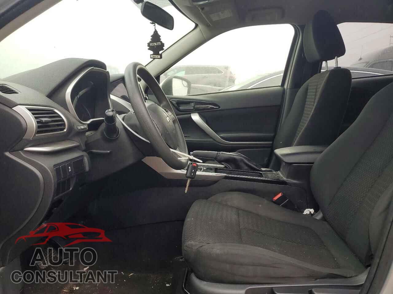 MITSUBISHI ECLIPSE 2018 - JA4AS3AA5JZ037821
