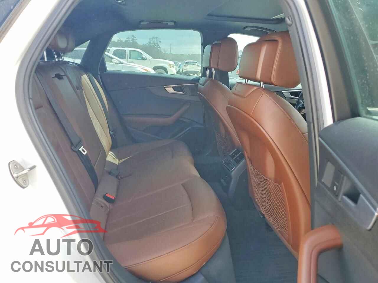 AUDI A4 2018 - WAUKMAF43JA015324