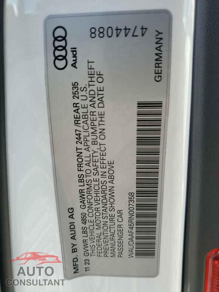 AUDI A4 2024 - WAUDAAF45RN007358