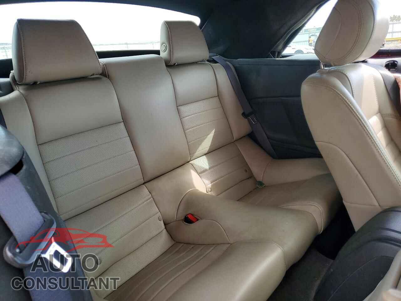 FORD MUSTANG 2013 - 1ZVBP8EM2D5213911
