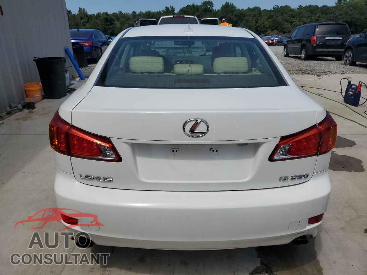 LEXUS IS 2010 - JTHBF5C23A5111744