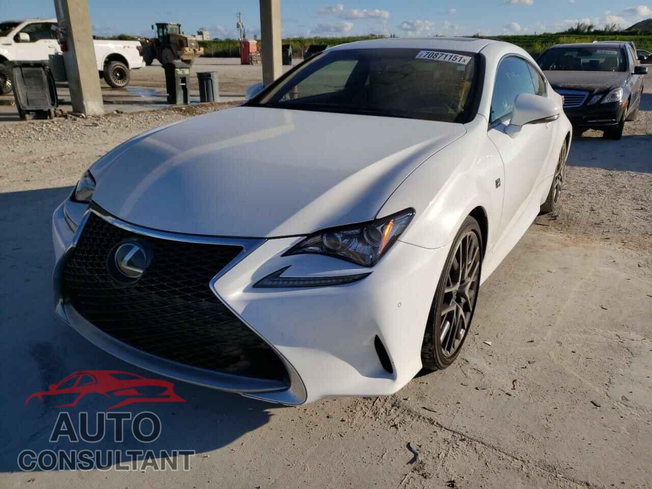LEXUS RC 2017 - JTHHA5BC2H5005301