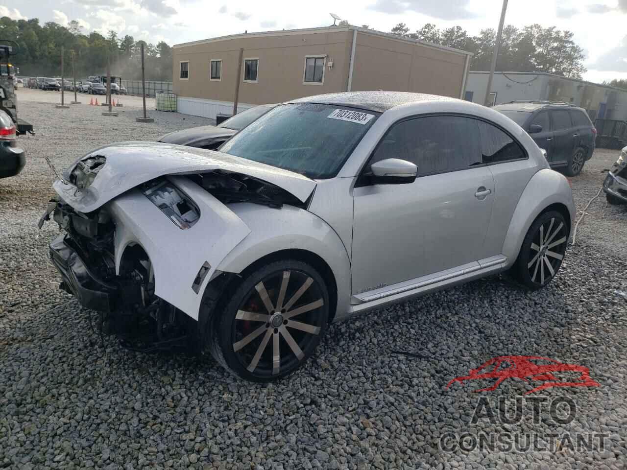 VOLKSWAGEN BEETLE 2015 - 3VWF17AT8FM607355