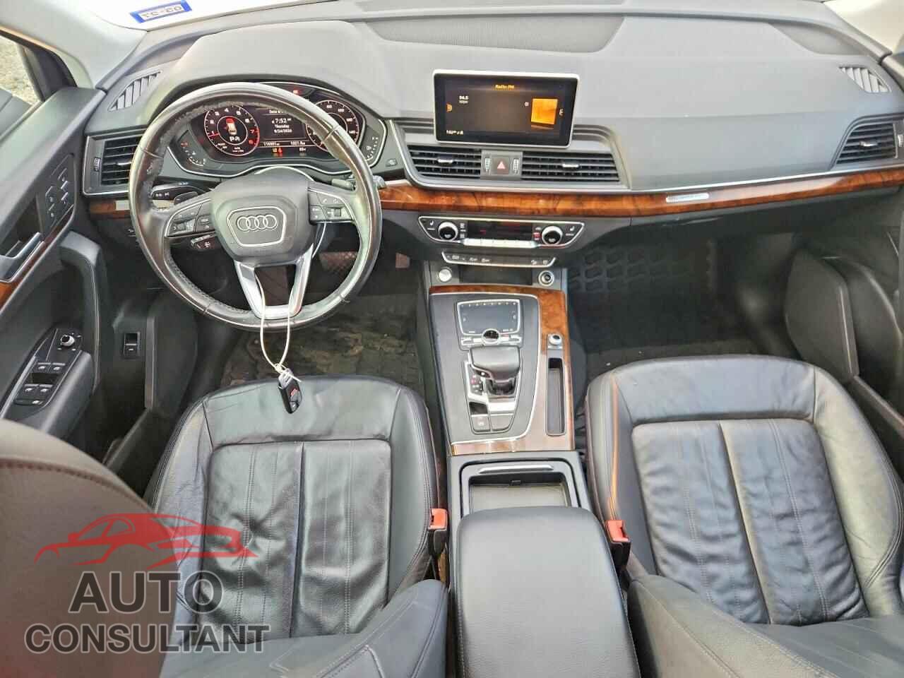 AUDI Q5 2018 - WA1ANAFY6J2004336