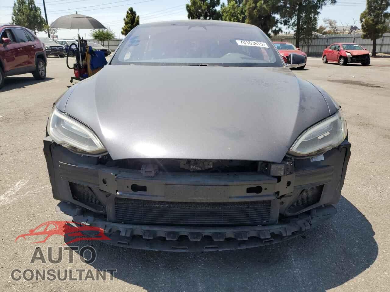 TESLA MODEL S 2017 - 5YJSA1E27HF216026