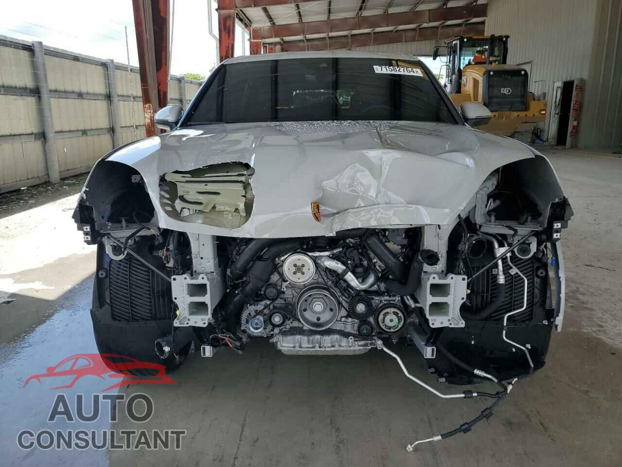 PORSCHE CAYENNE 2024 - WP1AA2AY3RDA05182
