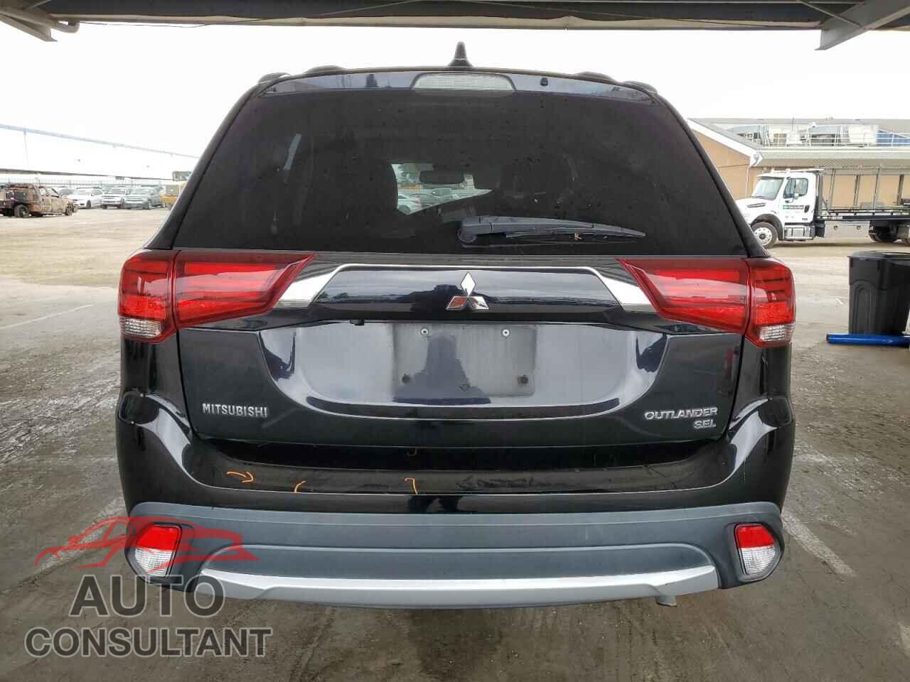 MITSUBISHI OUTLANDER 2017 - JA4AD3A30HZ042947