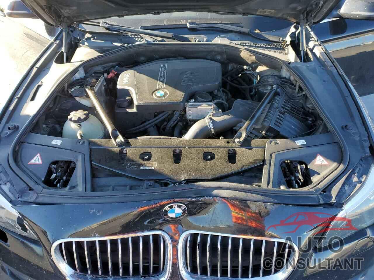 BMW 5 SERIES 2015 - WBA5A5C52FD512560