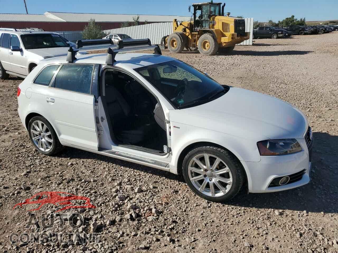 AUDI A3 2011 - WAUPFBFM4BA107467