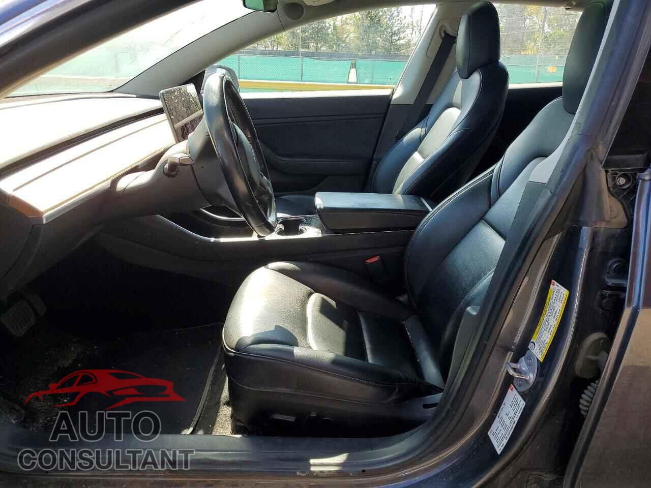 TESLA MODEL 3 2018 - 5YJ3E1EB6JF119365