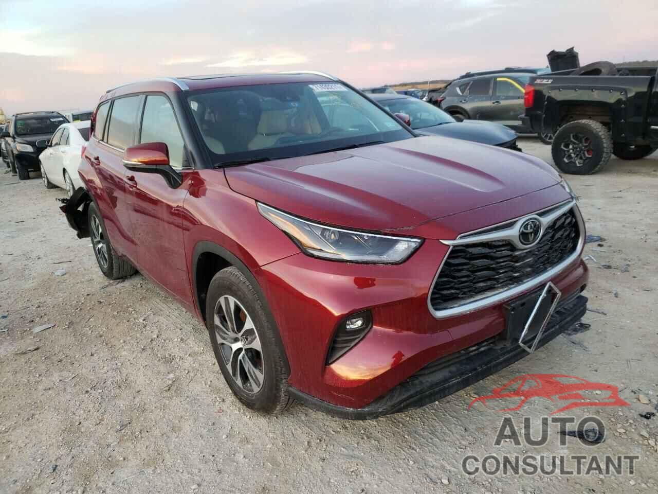 TOYOTA HIGHLANDER 2021 - 5TDGZRAH0MS034939
