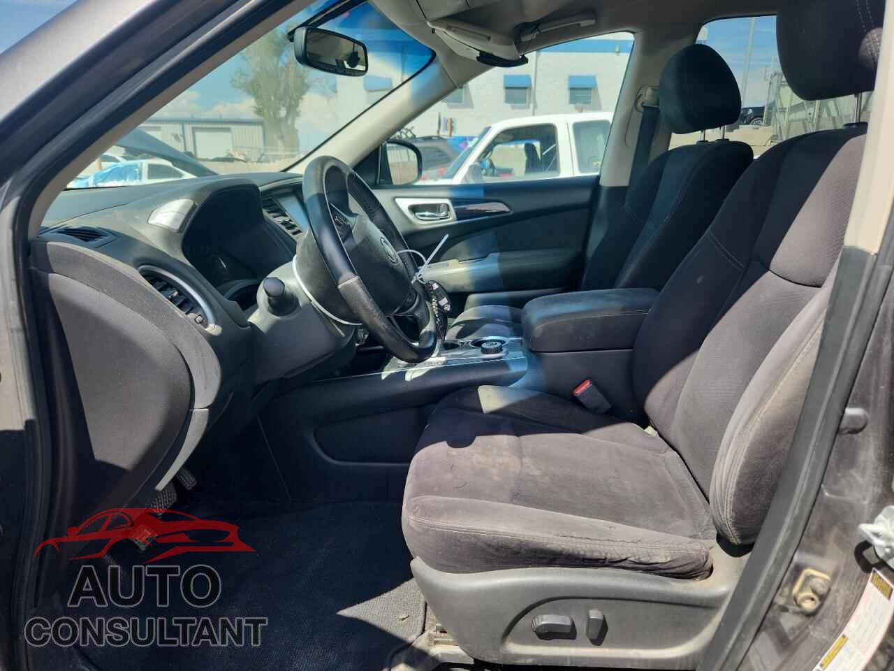 NISSAN PATHFINDER 2015 - 5N1AR2MM1FC646721