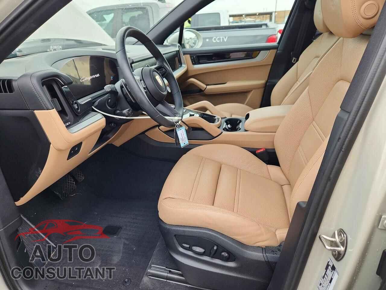 PORSCHE CAYENNE 2025 - WP1AA2AY3SDA06614