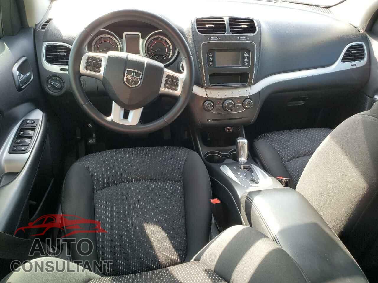DODGE JOURNEY 2017 - 3C4PDCBB4HT702310