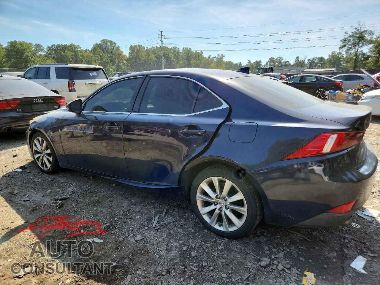 LEXUS IS 2014 - JTHCF1D27E5011227