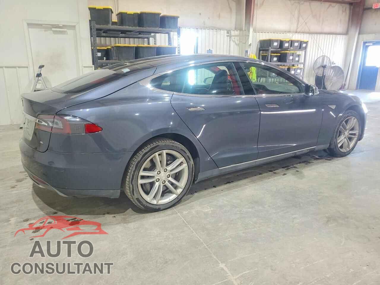 TESLA MODEL S 2014 - 5YJSA1H11EFP64652