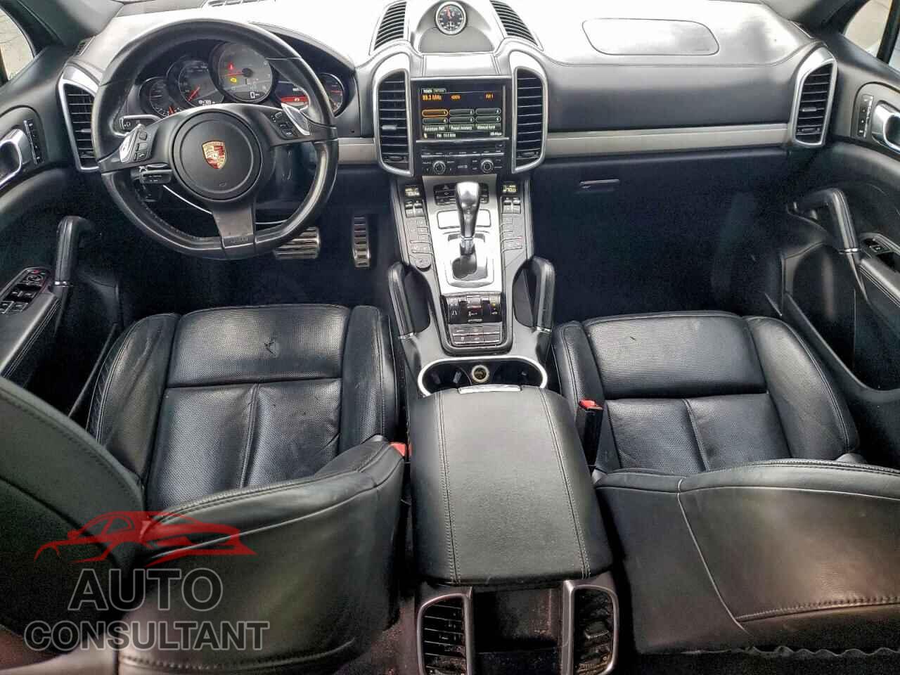 PORSCHE CAYENNE 2012 - WP1AB2A28CLA51676