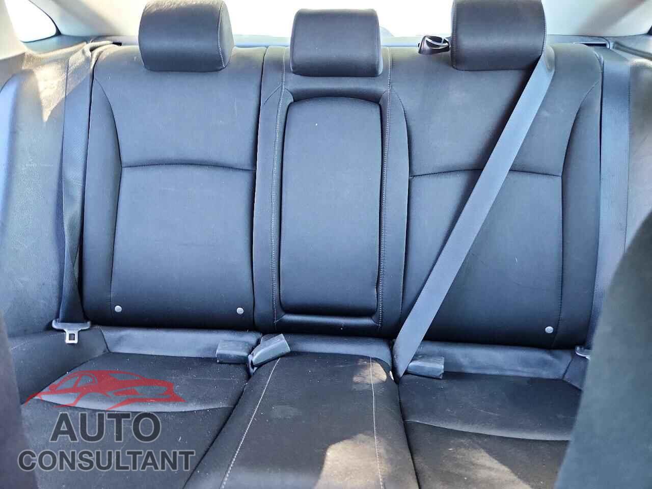 HONDA CIVIC 2017 - 19XFC2F78HE052836