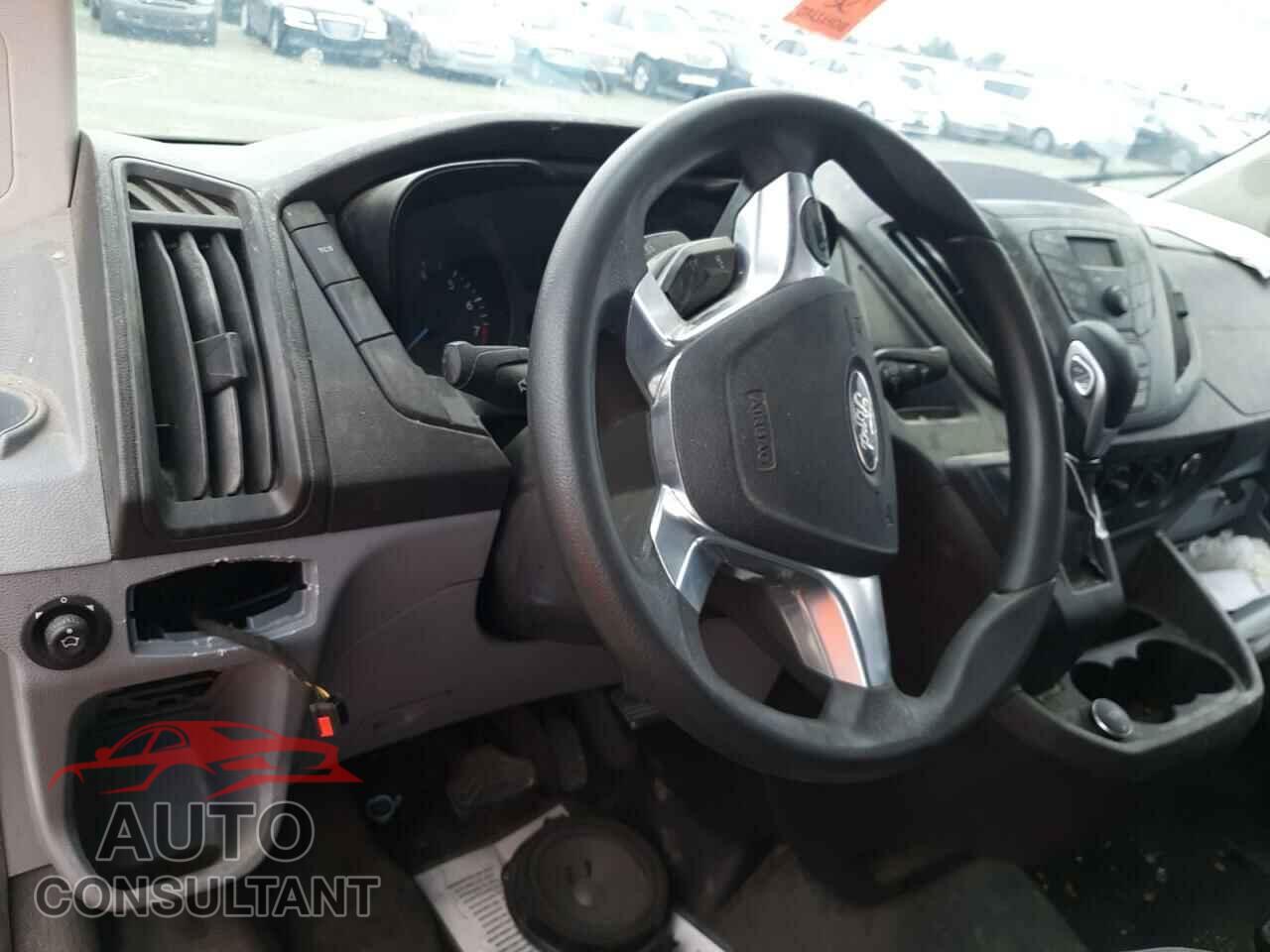 FORD TRANSIT 2017 - 1FTYR2XM0HKA91753