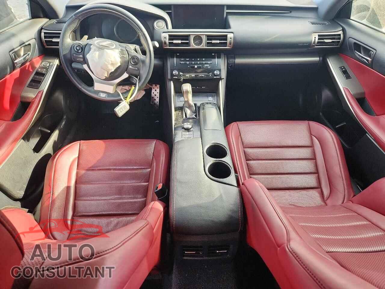 LEXUS IS 2014 - JTHBE1D25E5014125