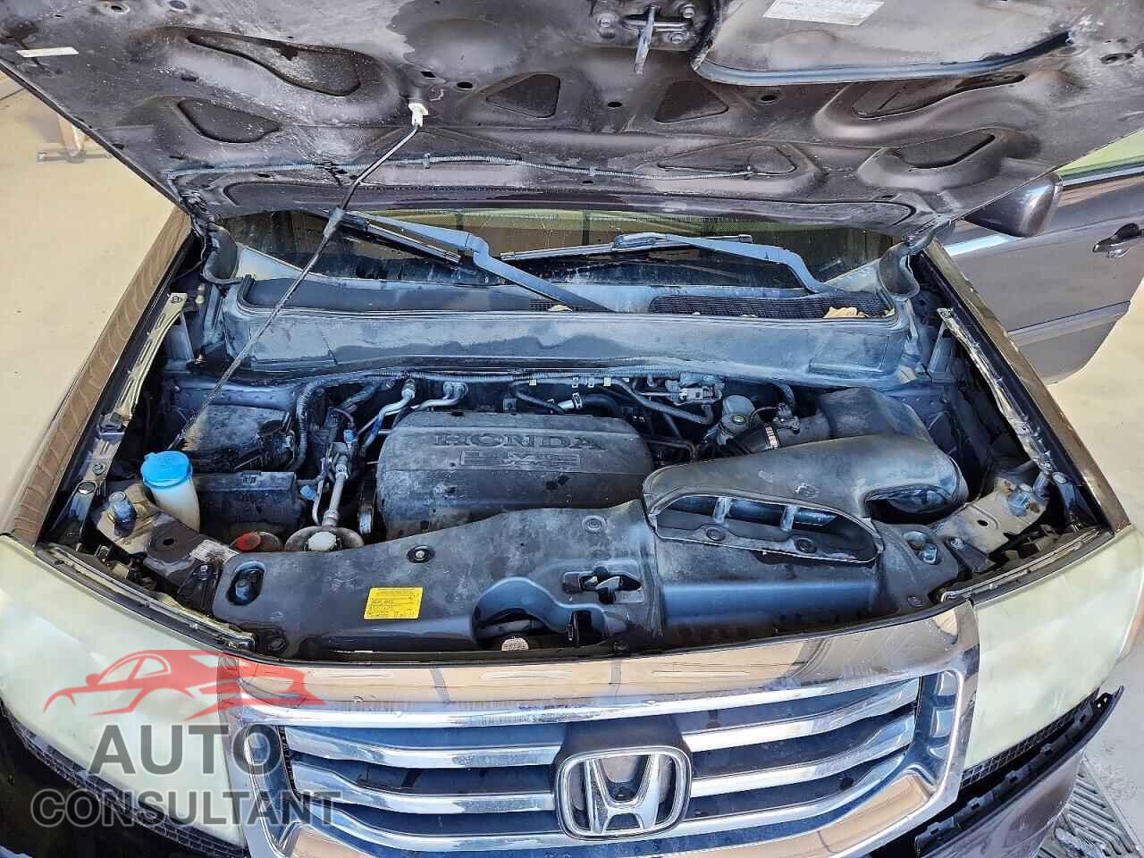 HONDA PILOT 2013 - 5FNYF4H48DB071566