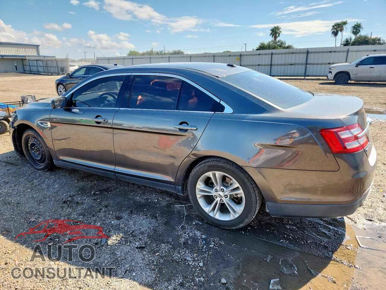 FORD TAURUS 2015 - 1FAHP2E86FG154825