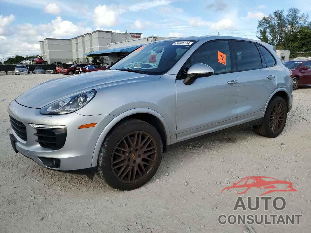 PORSCHE CAYENNE 2017 - WP1AA2A26HKA87298