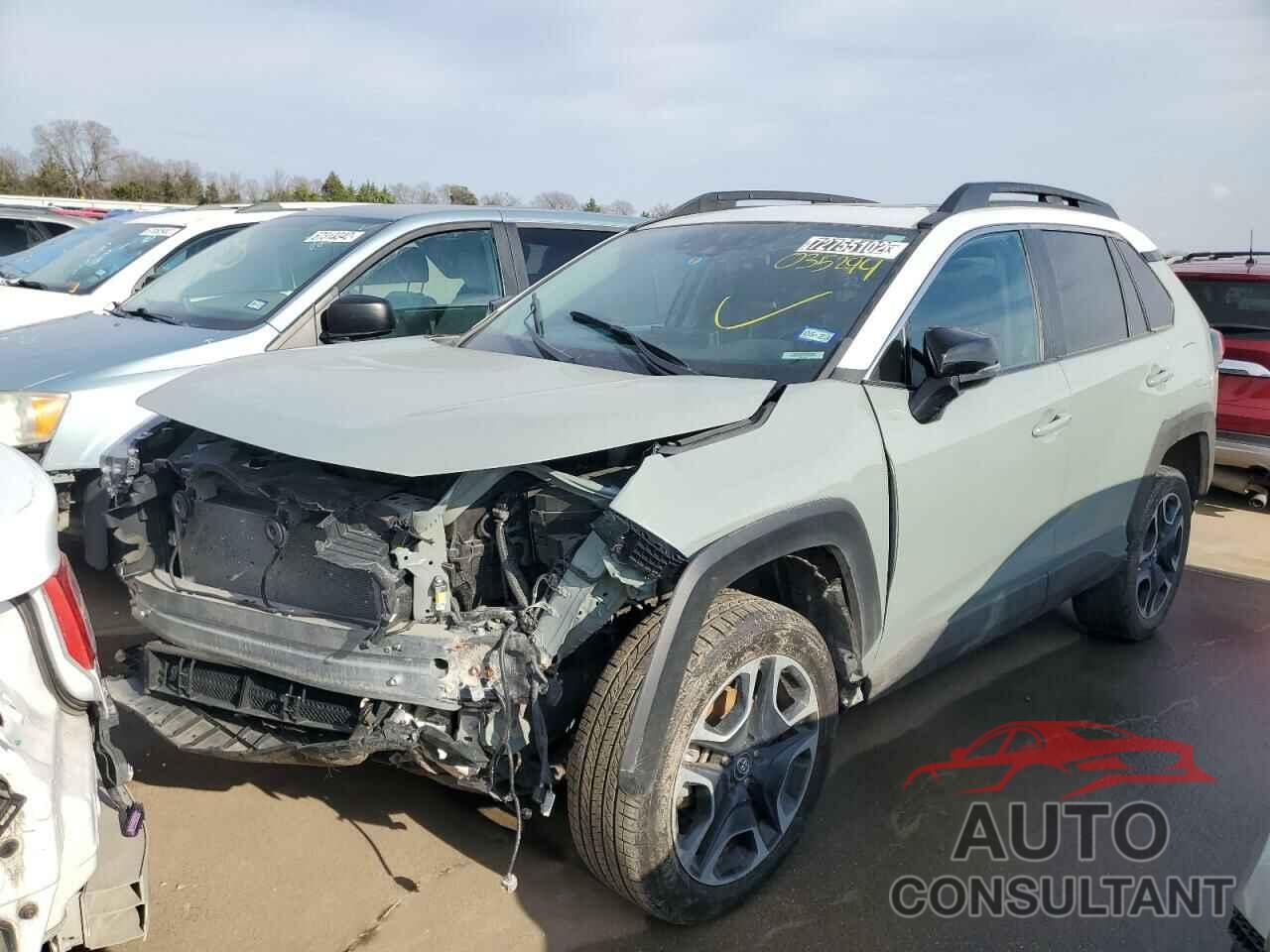 TOYOTA RAV4 2019 - 2T3J1RFV8KW035294