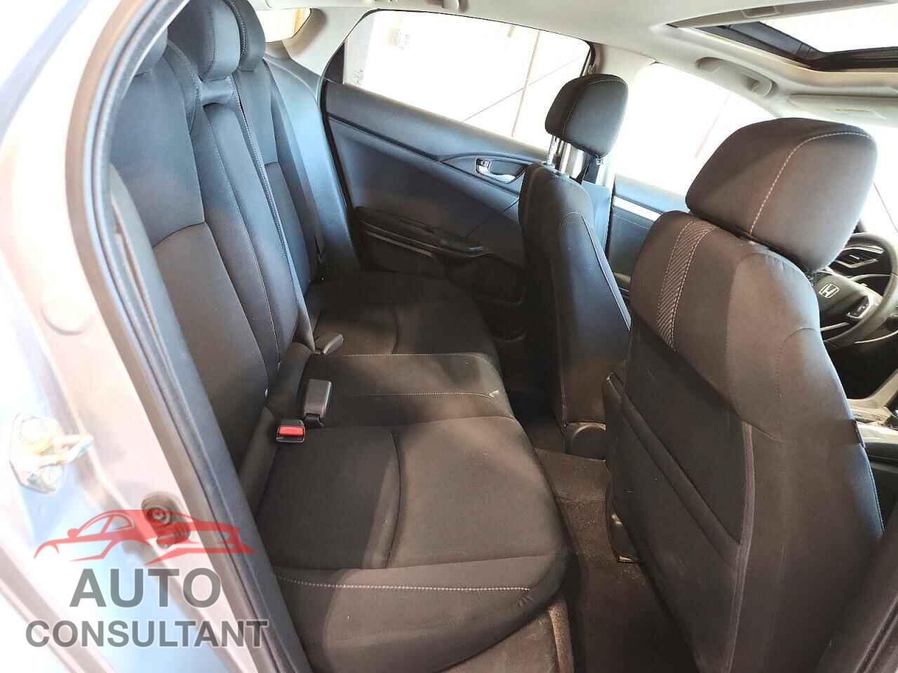 HONDA CIVIC 2017 - 19XFC2F71HE017247
