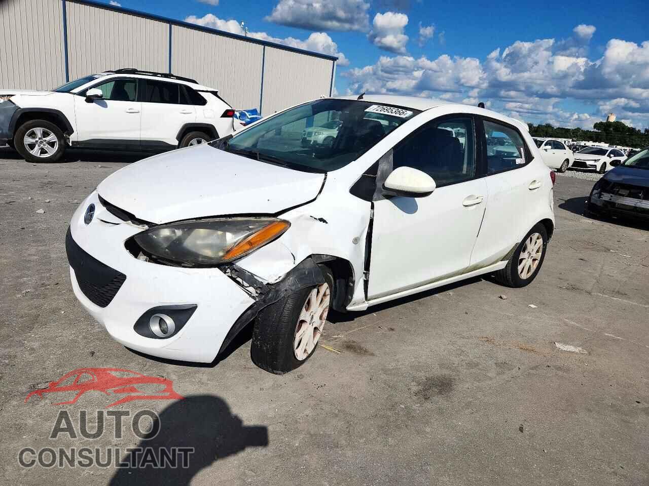 MAZDA 2 2013 - JM1DE1LY3D0158140