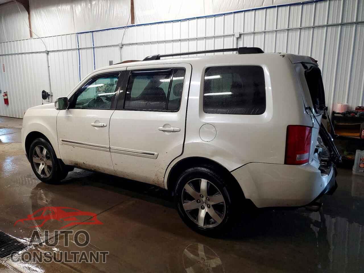 HONDA PILOT 2014 - 5FNYF4H9XEB033415