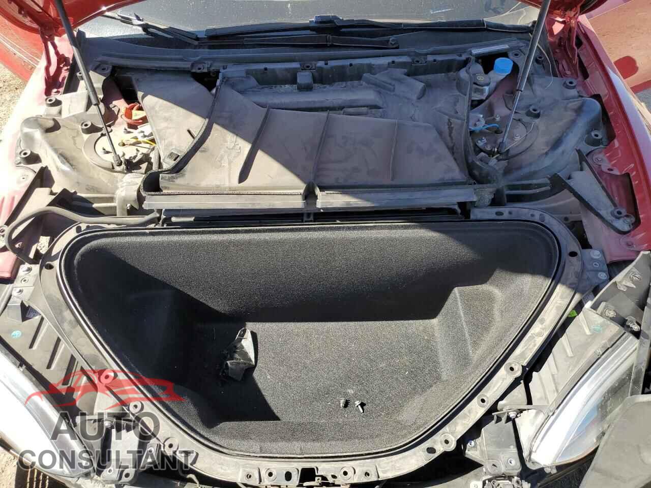 TESLA MODEL S 2017 - 5YJSA1E25HF182006