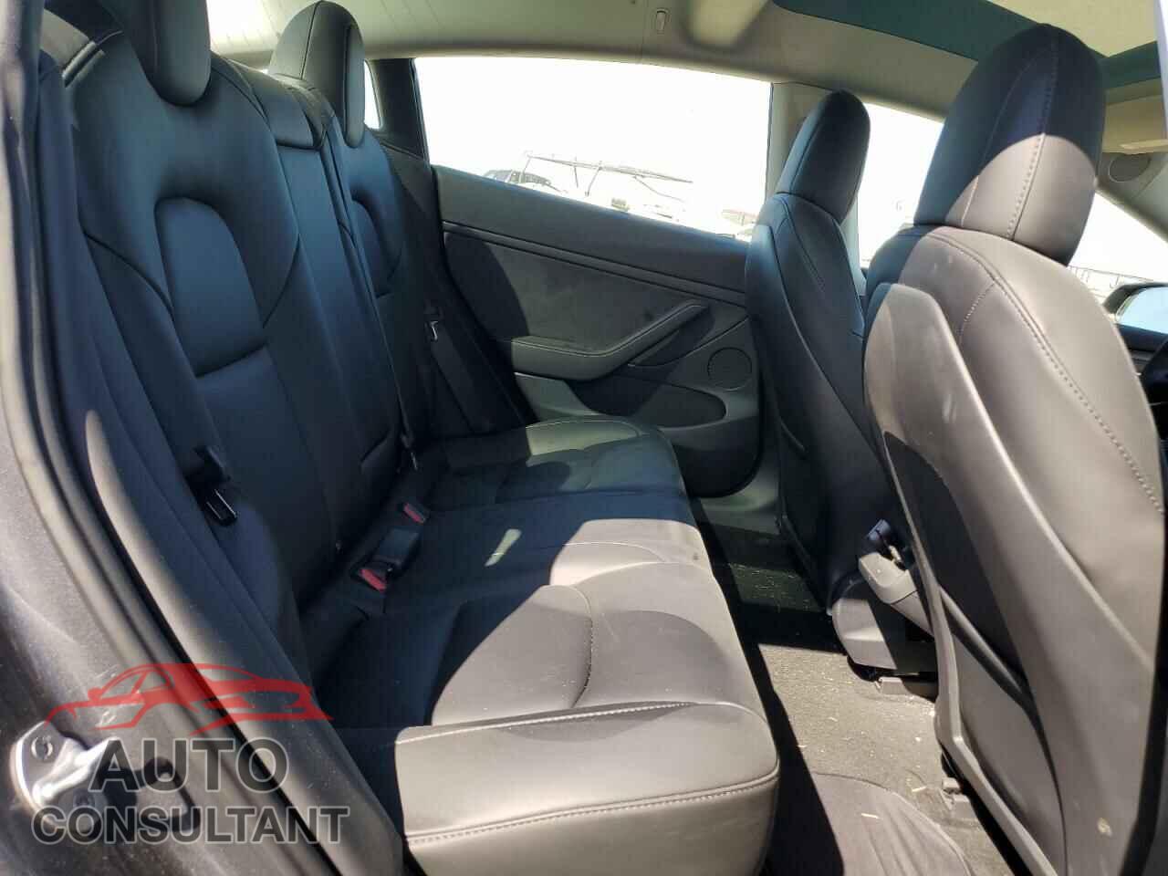 TESLA MODEL 3 2023 - 5YJ3E1EA8PF422633