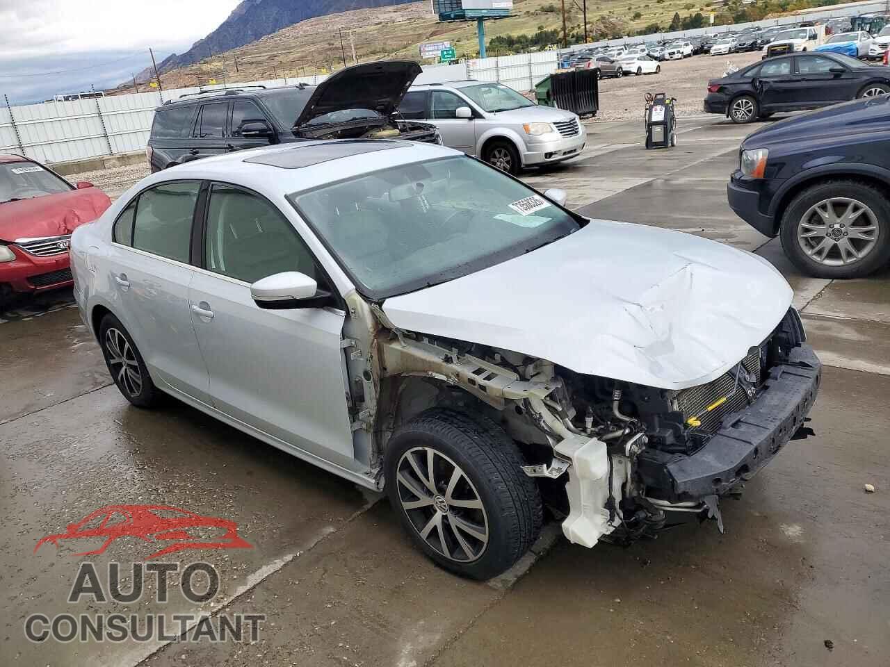 VOLKSWAGEN JETTA 2017 - 3VWDB7AJ7HM260803