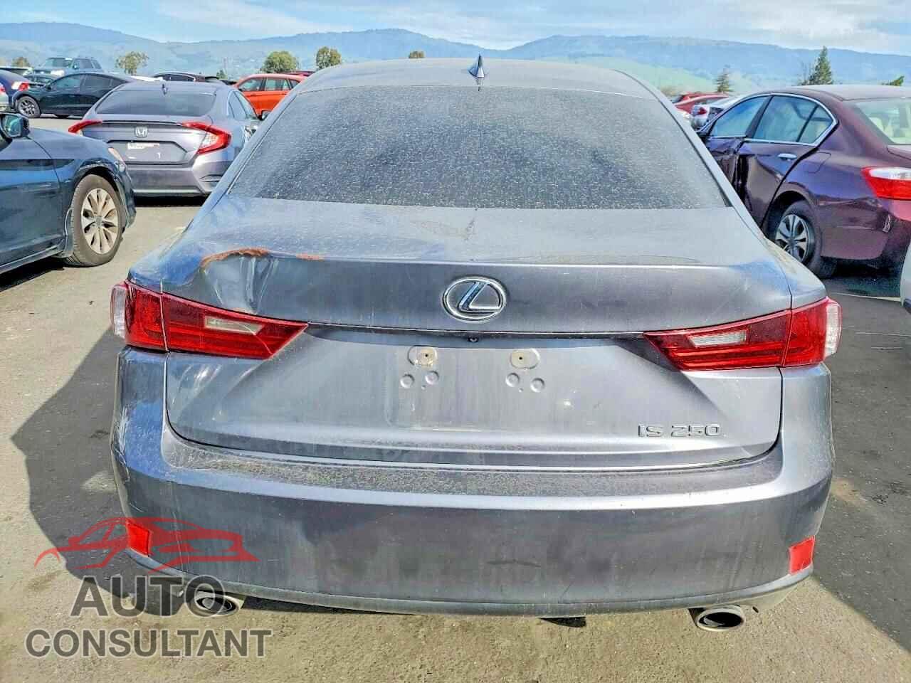 LEXUS IS 2014 - JTHBF1D23E5032166