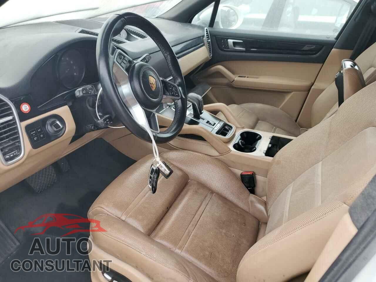 PORSCHE CAYENNE 2019 - WP1AA2AY3KDA18343