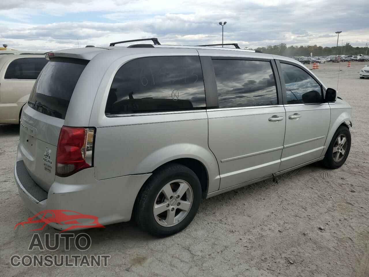 DODGE CARAVAN 2011 - 2D4RN5DG1BR618873
