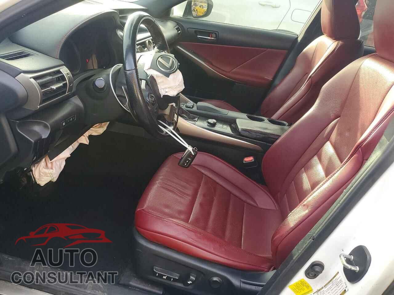 LEXUS IS 2016 - JTHBA1D22G5013531