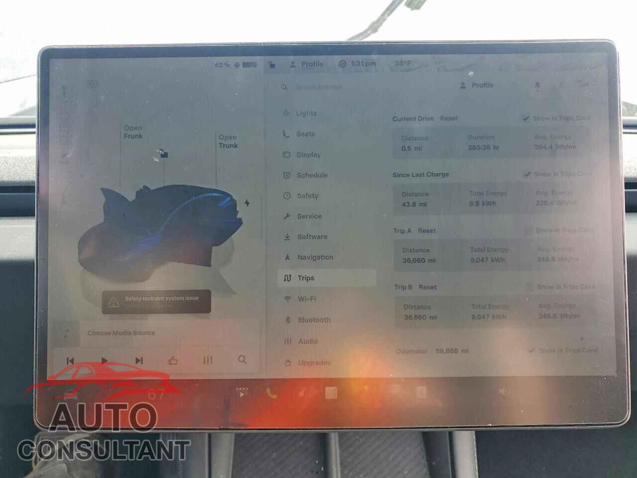 TESLA MODEL 3 2024 - 5YJ3E1EBXRF817196