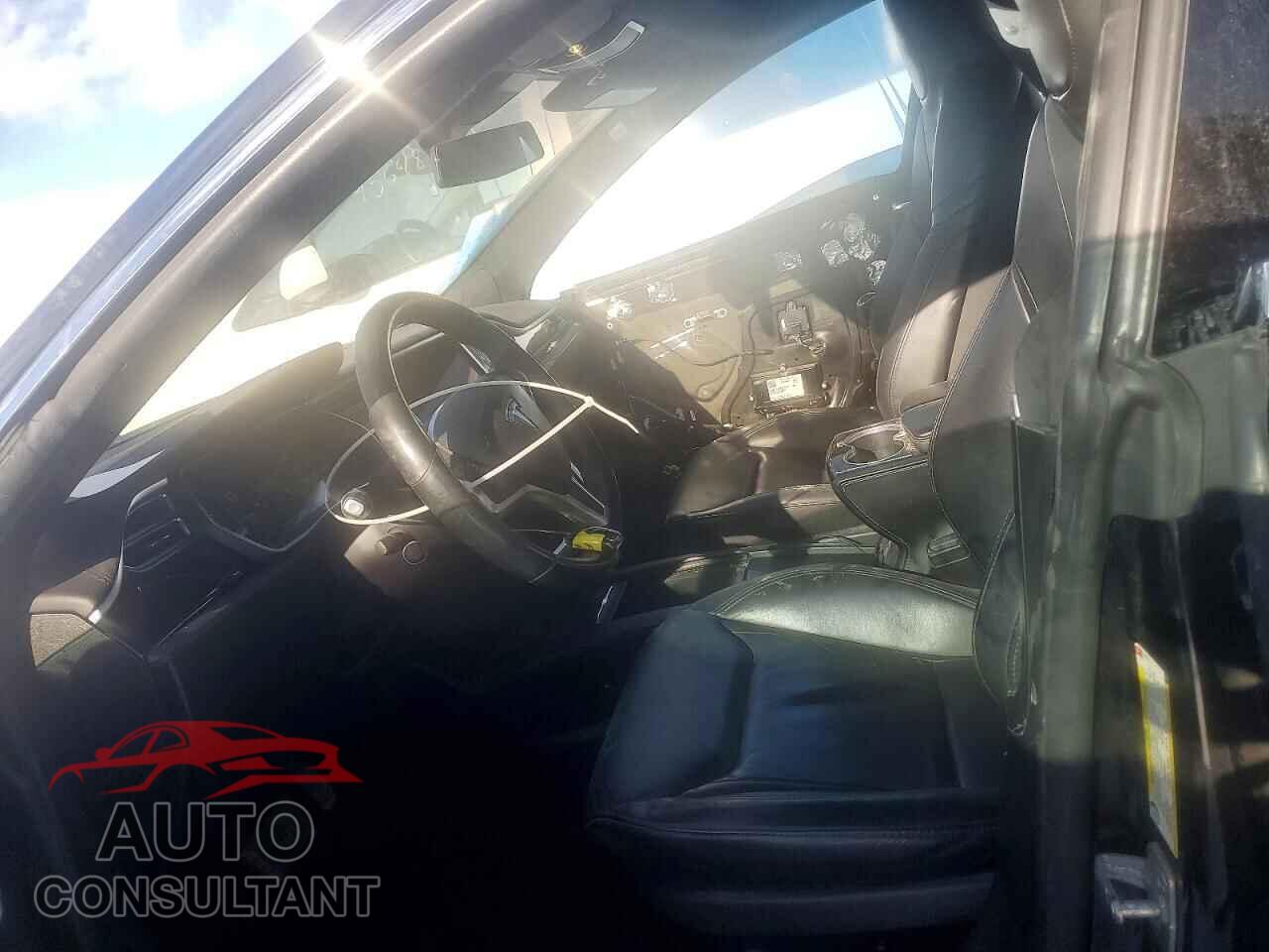 TESLA MODEL S 2016 - 5YJSA1E23GF144157