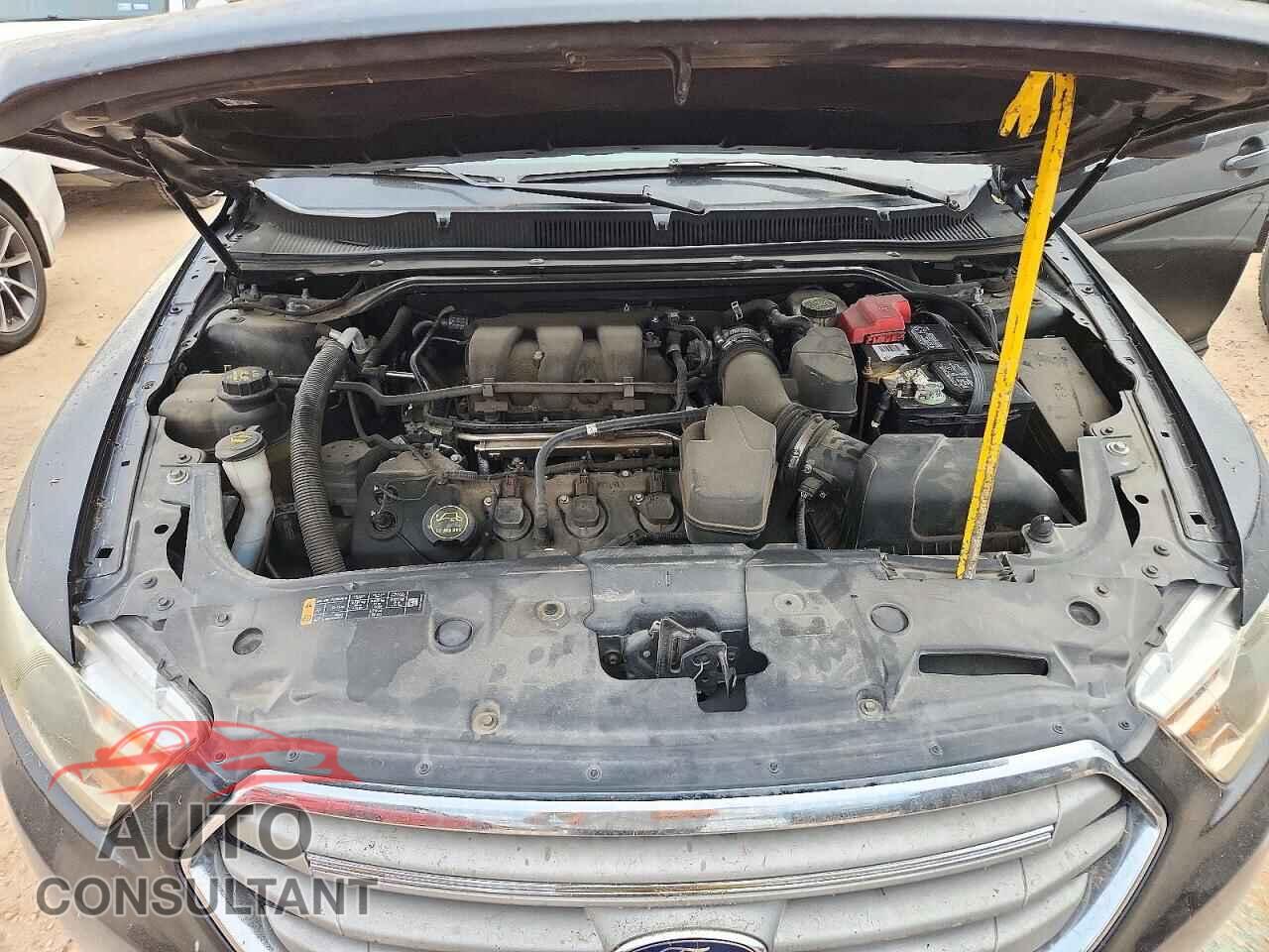 FORD TAURUS 2015 - 1FAHP2E85FG182972