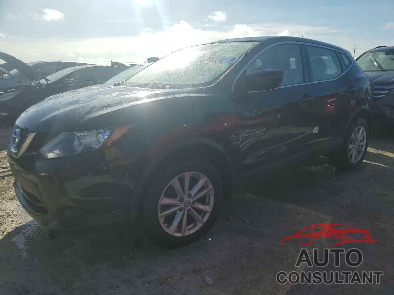 NISSAN ROGUE 2017 - JN1BJ1CP9HW026838