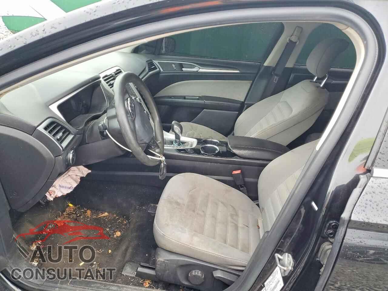 FORD FUSION 2013 - 3FA6P0G79DR290145