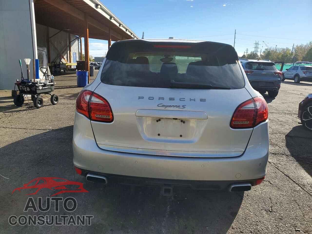 PORSCHE CAYENNE 2011 - WP1AE2A20BLA92602