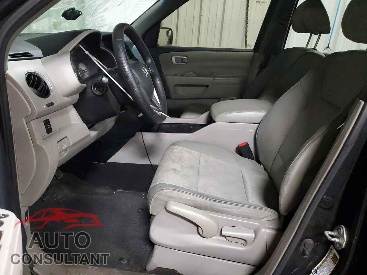 HONDA PILOT 2011 - 5FNYF4H21BB061442