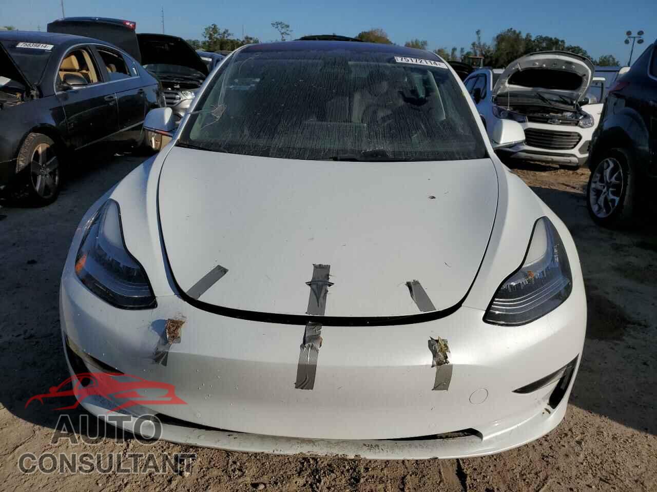 TESLA MODEL 3 2018 - 5YJ3E1EB8JF072615