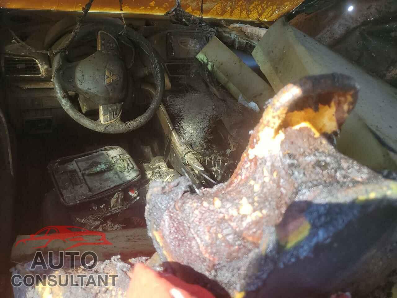 MITSUBISHI ECLIPSE 2019 - JA4AT3AA6KZ034733