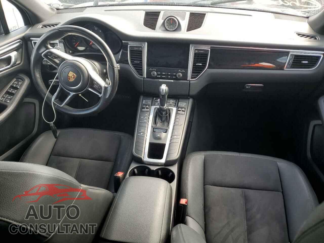 PORSCHE MACAN 2017 - WP1AA2A59HLB80921